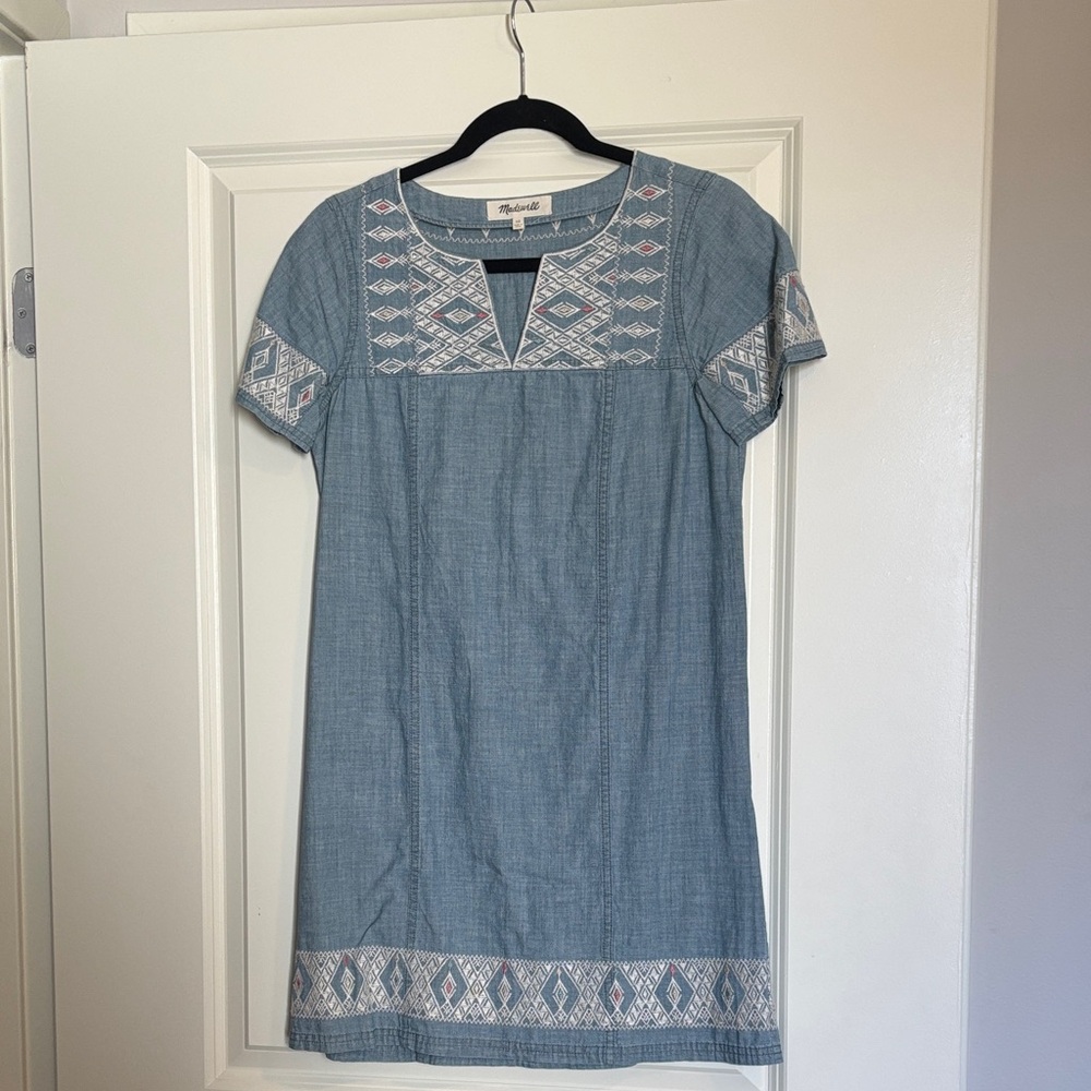 Used Like New Madewell Blue Chambray Embroidered Dress